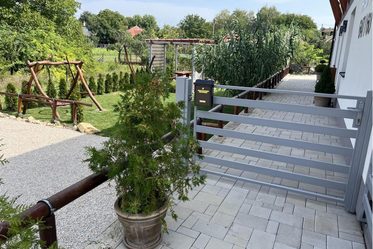 Ubytovanie Agate Podhájska Exterior foto